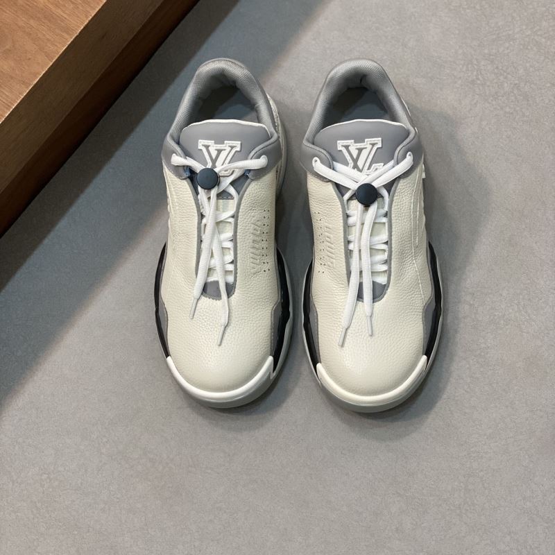 l**is V*t*n sneakers